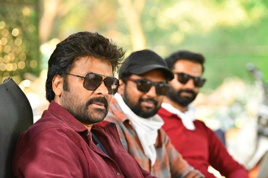 Vassishta (@dirvassishta) on Twitter photo Happy Birthday my BOSS <a href="/KChiruTweets/">Chiranjeevi Konidela</a> 🤗❤️
Thank you so much for believing and fueling me all through.
#HBDMegastarChiranjeevi #Vishwambhara Happy Birthday my BOSS <a href="/KChiruTweets/">Chiranjeevi Konidela</a> 🤗❤️
Thank you so much for believing and fueling me all through.
#HBDMegastarChiranjeevi #Vishwambhara
