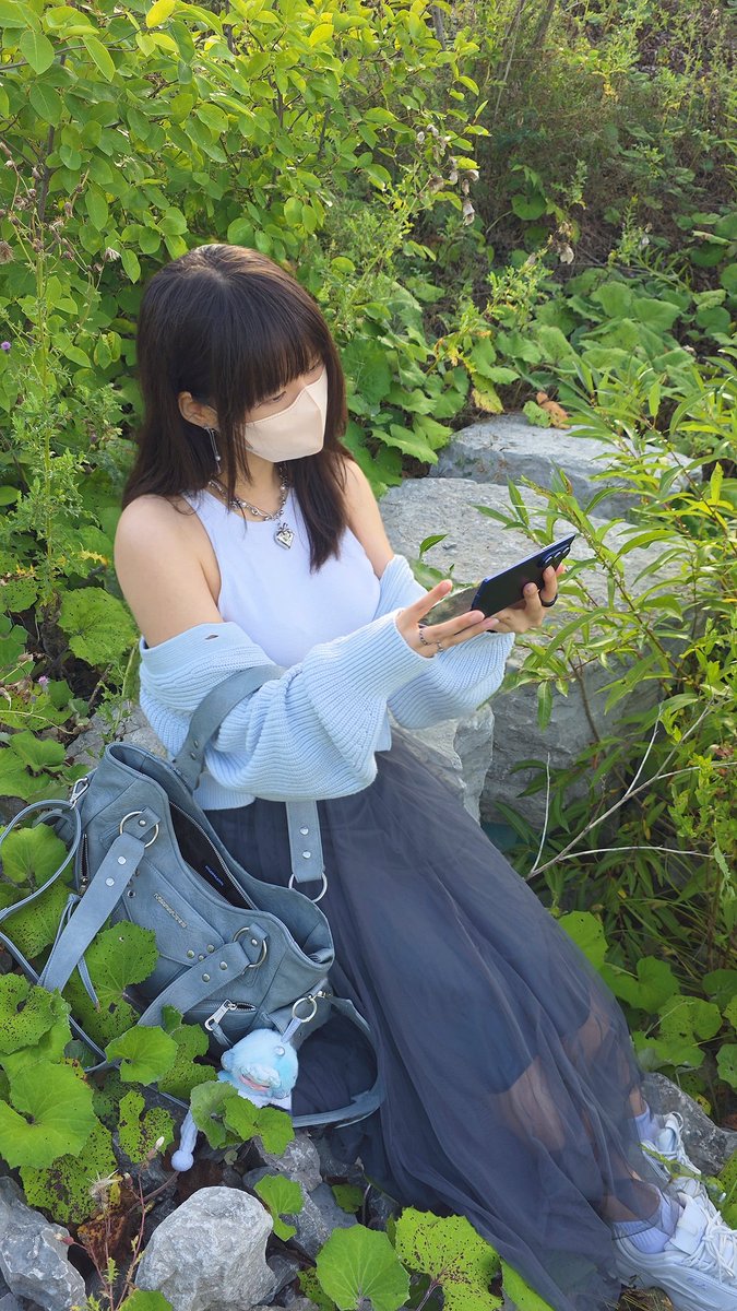 Axrith's tweet photo. Just a girl and her fold 🦋

Link in replies 

Powered by the Snapdragon®8 Elite Processor it’s smooth, fast, and built to handle everything I throw at it #SamsungPartner #PlayGalaxy https://t.co/5gNgQ4l36K