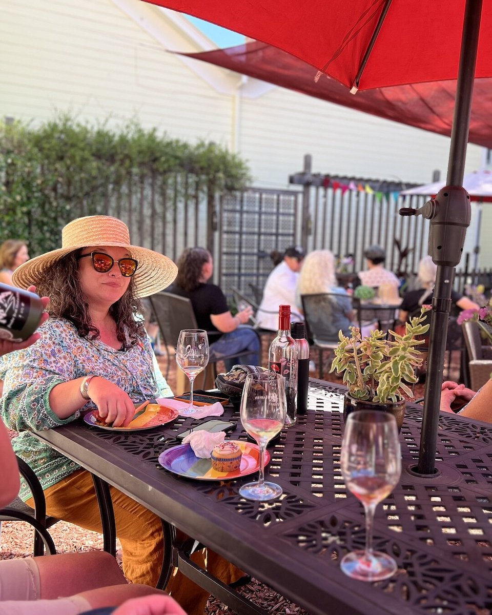 There’s nothing like a summer afternoon in wine country. ☀️🍷 Whether you’re road-tripping through the Sierra Foothills or just looking for a relaxing weekend plan, our tasting rooms in Sutter Creek and Shenandoah Valley are here to welcome you.
