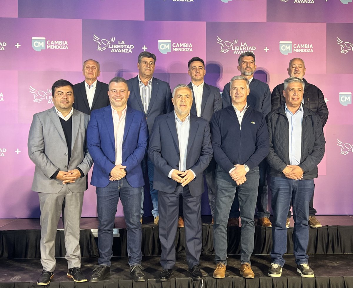 lopresti_lh's tweet photo. Asistimos a la presentación de candidatos de la alianza LLA + Cambia Mendoza, un paso clave para consolidar el rumbo de transformación que necesita nuestro país, basado en el esfuerzo, el trabajo y el mérito frente a las viejas recetas del populismo.

Desde Las Heras acompañamos este frente con una lista de candidatos con experiencia, compromiso y capacidad de gestión, que trabajarán en sintonía para consolidar los ejes de nuestro proyecto:

✅ Continuar con una administración municipal austera, eficiente y transparente, basada en el orden y en la eficaz administración fiscal.

✅ Priorizar la capacitación en oficio para generar mano de obra calificada procurando la inserción laboral. 

✅ Impulsar inversión y empleo privado a través del Parque Industrial y el fortalecimiento de las PyMES.

✅ Mejorar la seguridad y la calidad de vida en los barrios con obras, iluminación y urbanización.

✅ Garantizar orden y seguridad ciudadana como base de una comunidad más segura. 

Estamos convencidos de que el camino de la transformación es con gestión responsable y trabajo en equipo.