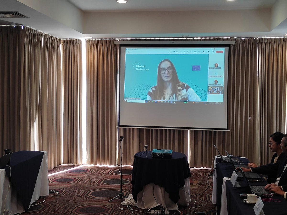 📰#NoticiaSIECA     

Taller de ejecución de líneas de trabajo en las áreas de Movilidad y Logística del Proyecto ECOTRADE

Mira la noticia completa aquí👇

sieca.int/noticias/talle…