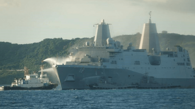 Mar_Ex's tweet photo. Video: Fire Aboard USS New Orleans is Extinguished with Japanese Assistance

 #USSNavy #JapaneseAssistance #FireSafety #MilitaryCollaboration

https://t.co/6B6SNVzTUr https://t.co/6QNI9nBT4t