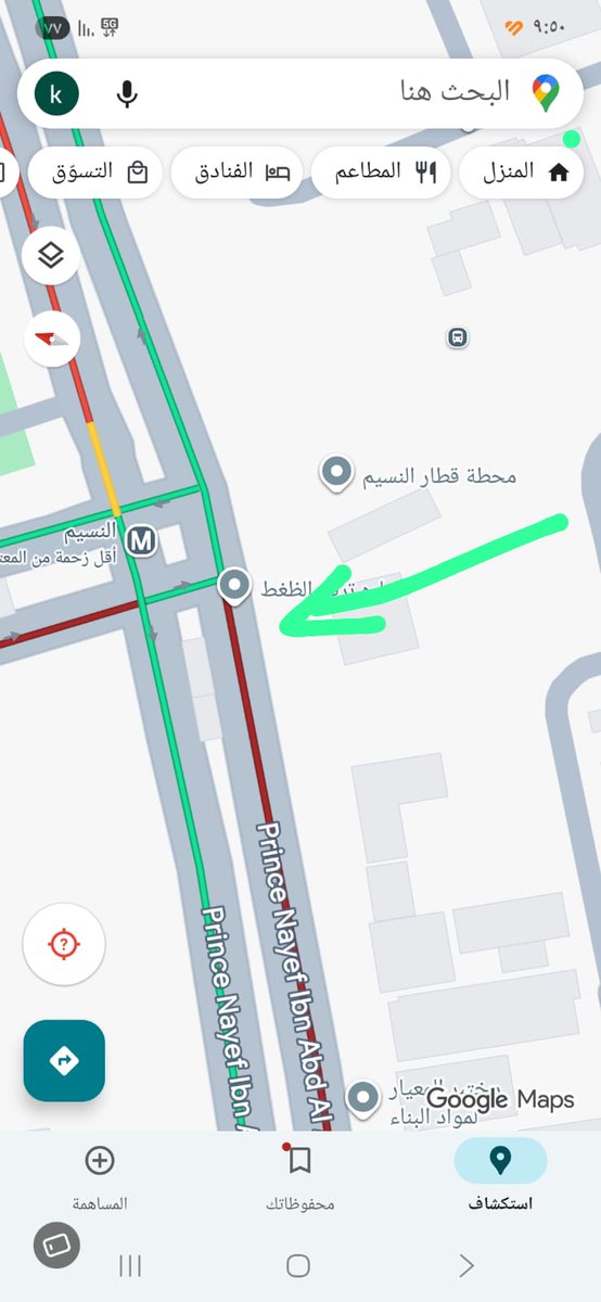 staabb43's tweet photo. @eMoroor 
السلام عليكم عند محطة مترو النسيم شارع عبدالرحمن بن عوف توجد ازمة في الاشارة بسبب فتح شارع بالقرب من الاشارة حيث تاني السيارات من اقصى اليمين لتقوم بالالتفاف يسغر كما هو موضح بالصورة اتمنى منكم مشاهدة المشكلة على الواقع لحلعا كونها تعرقل حركة السير https://t.co/KIQKR9fvB9