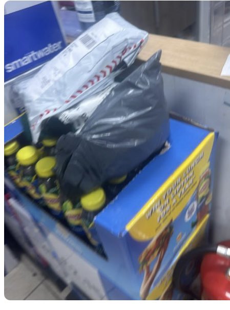 fayelrx's tweet photo. @evrisupportline Evri could you tell your staff to stop dumping my parcels in Tesco instead of delivering them to my house? 
I’m literally home and he never rings the bell or any of the neighbours, just dumps it in Tesco in random aisles, doesn’t even hand it in to any staff https://t.co/9IKc3VpLqF