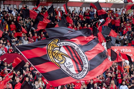 Está pasando muy desapercibido, pero Malta está a un partido de debutar en una competición de Clubes a nivel intercontinental como es la Conference League #UECL 

Hamrun Spartans ha ganado como local la ida de la eliminatoria por 1 a 0 al RFS de Letonia.