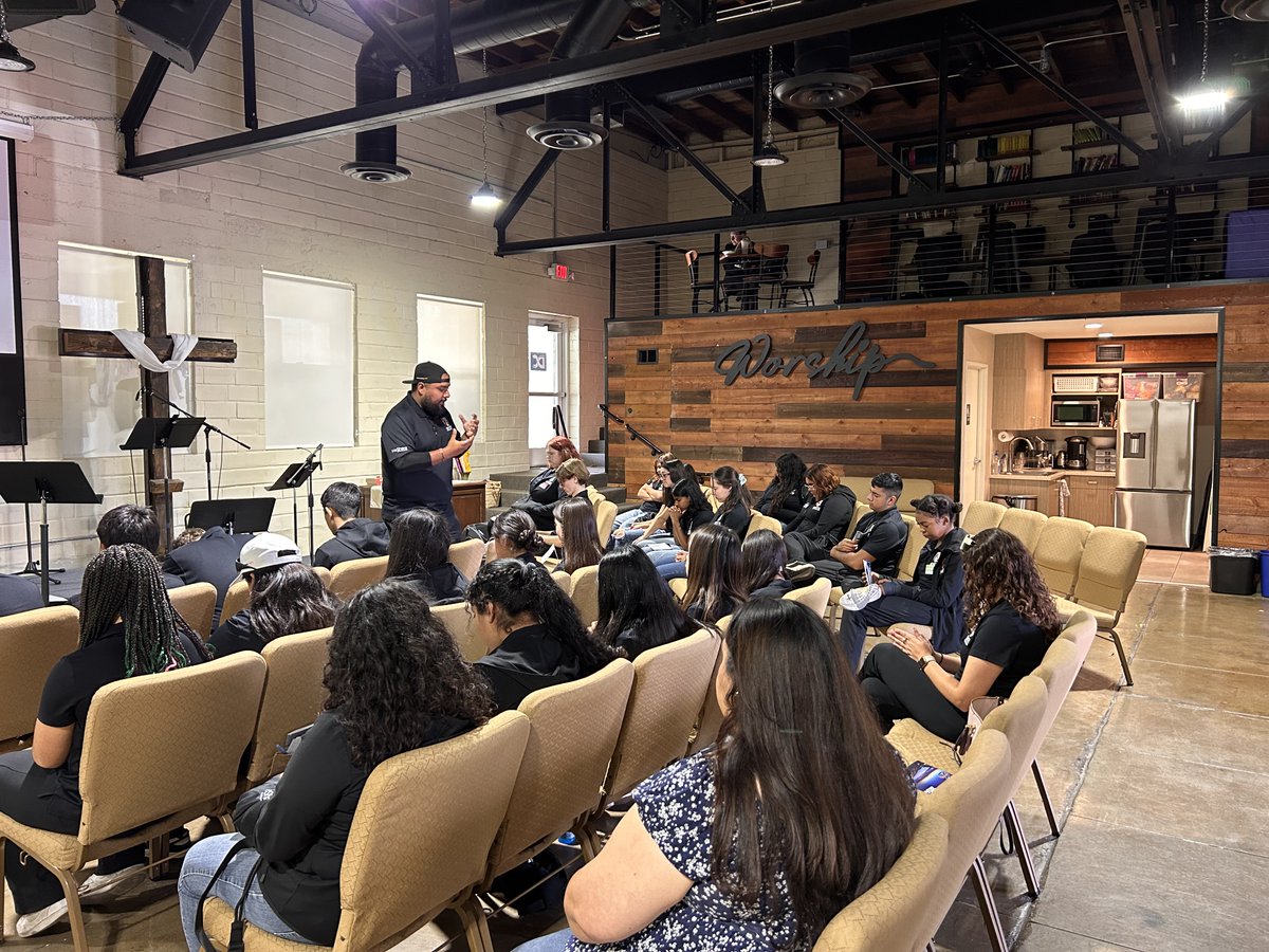 Ignite_YLP's tweet photo. 2025 Summer Teambuilding Intensive! 2 weeks of fun, outside the box activities, and building up our faith in Jesus (and with our teammates). #youthleadership #jesuschrist #teambuilding @weshare_by_uhsm @kidworks @theavenueriverside https://t.co/jIFJnp0uE7