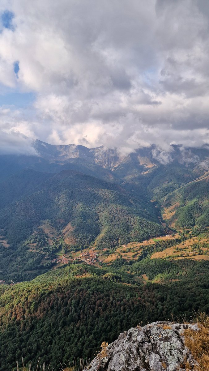 Si tienen que cambiar los colores que sea por las estaciones.