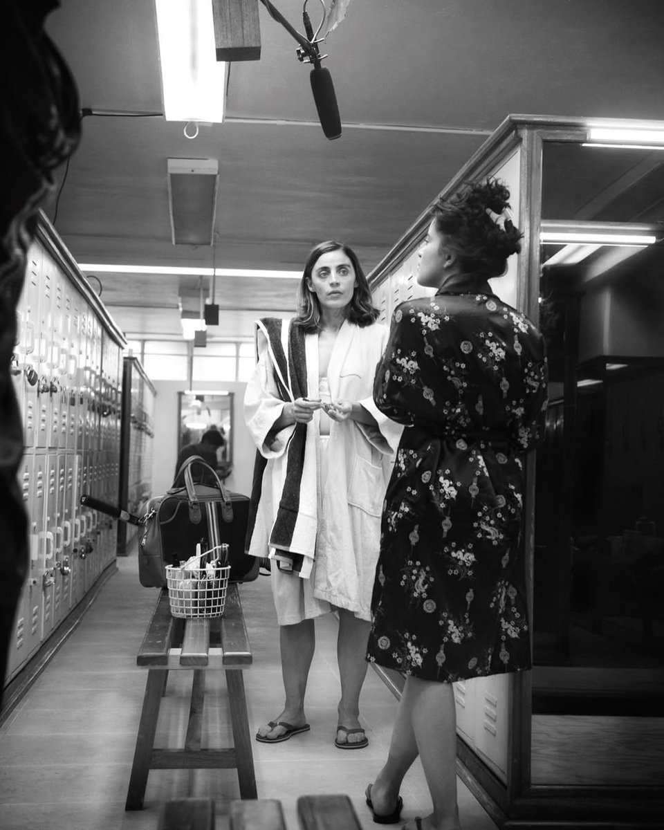 Ilse Salas behind the scenes de #LasNiñasBien, que vio su estreno mundial un 9 de septiembre de 2018 en el #TIFF. 

📷/eljohnleon