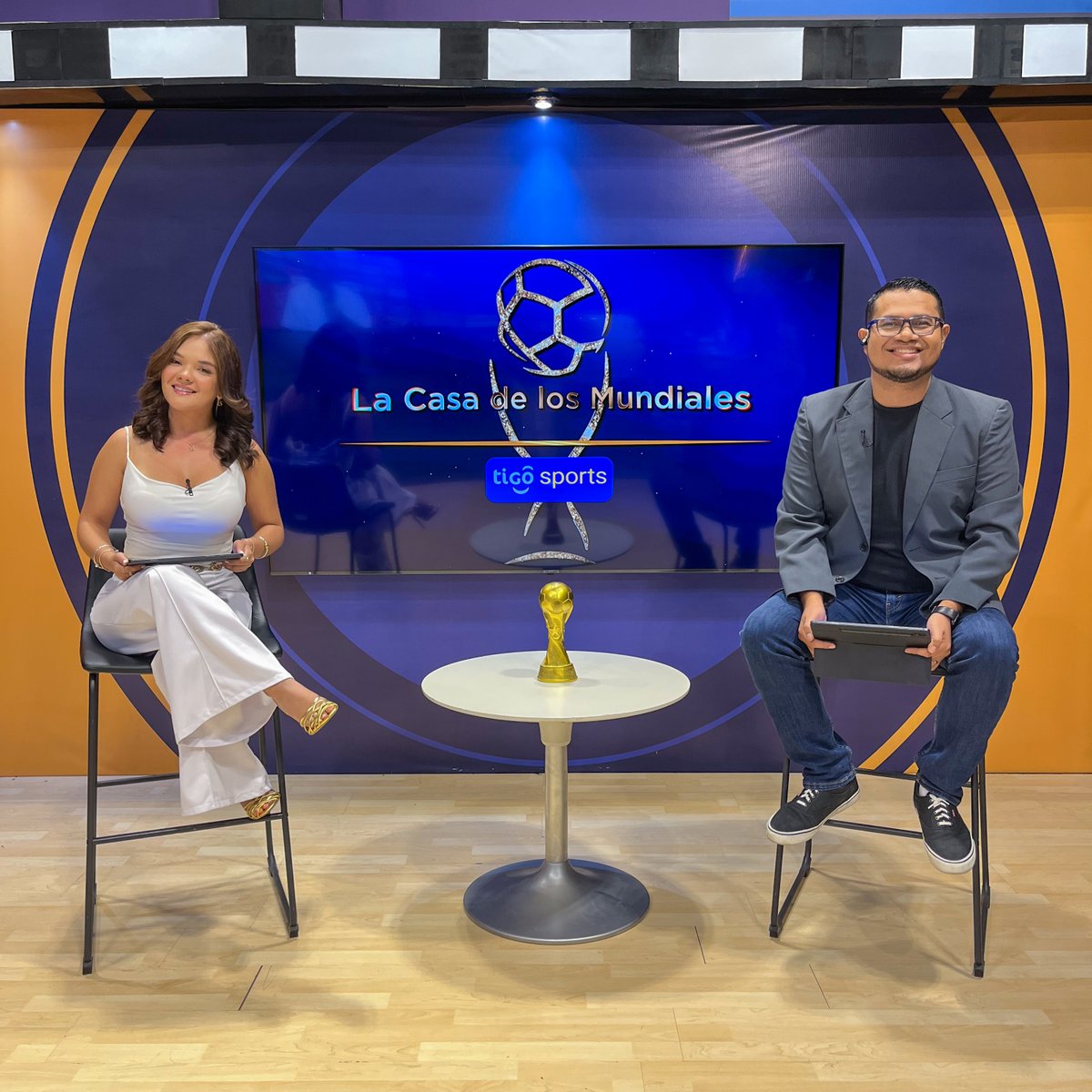 ARRANCÓ 𝗟𝗔 𝗖𝗔𝗦𝗔 𝗗𝗘 𝗟𝗢𝗦 𝗠𝗨𝗡𝗗𝗜𝗔𝗟𝗘𝗦 🌎🏆

✍🏽 ¡Te llevamos la previa de todas las Copas del Mundo en sus diferentes categorías! 🪄

#TigoSports ⭐️