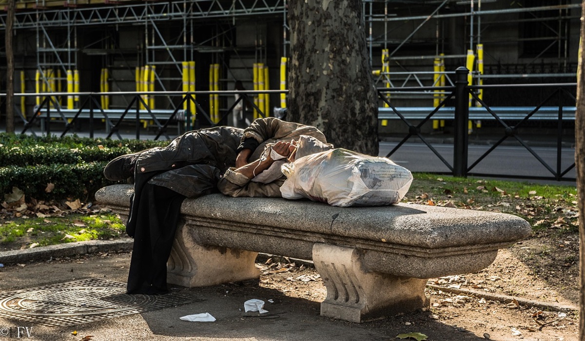 ScrumNews's tweet image. Hostile Architecture in Paris, Tough Crackdowns in America: Which Offers More Dignity? thedailyscrumnews.com/hostile-archit… via @ScrumNews @realDonaldTrump @EmmanuelMacron #USA #France #HostileArchitecture #Homelessness