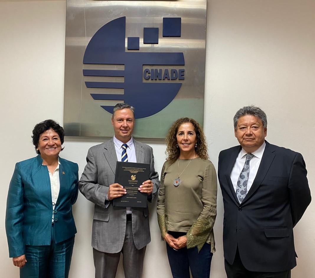 CinadeOficial's tweet photo. ¡FELICIDADES! ERNESTO VÁSQUEZ VILLAREAL POR LA OBTENCIÓN DEL GRADO DE DOCTORADO EN GESTIÓN EDUCATIVA.
#CINADE 23 AÑOS FORMADO LÍDERES. https://t.co/bsUSapyy1x
