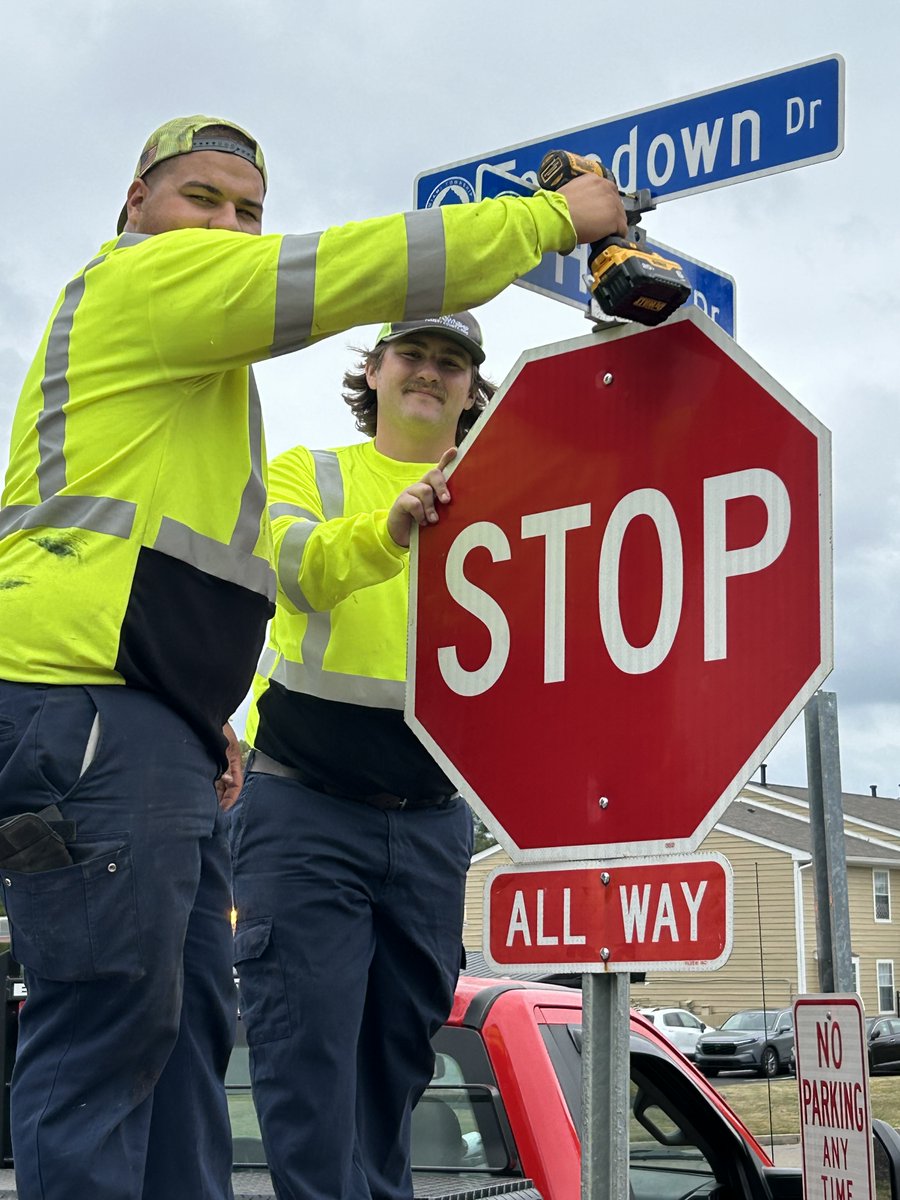 Public Works is busy replacing township street signs with new, more visible and better looking versions! Every township street sign will be replaced! #miamitwppride #MTPublicWorks