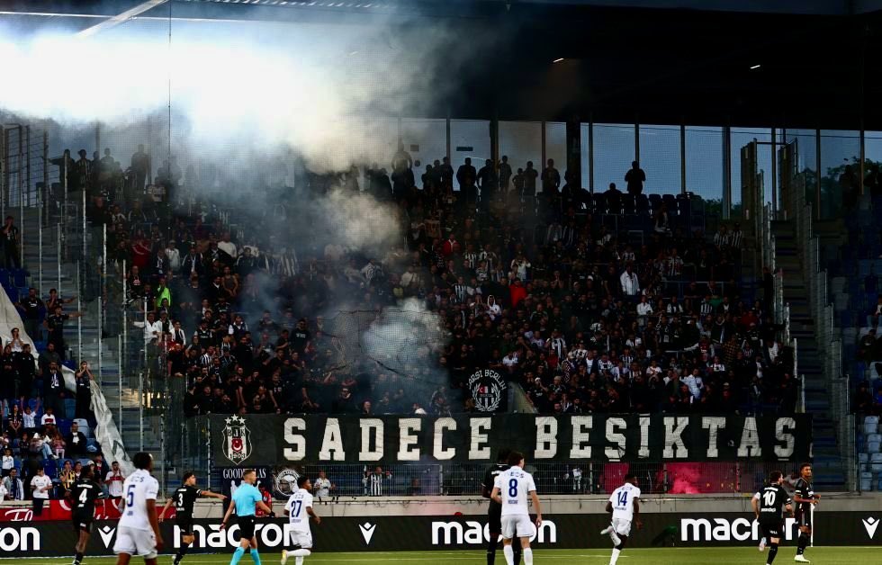 KİMSEYE DEĞİL, SANA İSYANIM!
#SadeceBeşiktaş

@ lozan