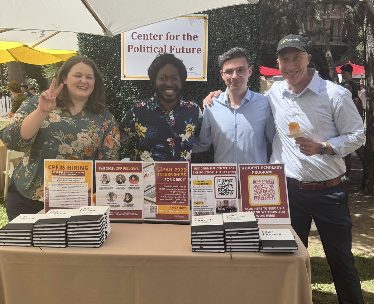 James Bullock (@jbprime) on Twitter photo Great time welcoming students to <a href="/USCDornsife/">USC Dornsife College of Letters, Arts & Sciences</a> this morning! Great time welcoming students to <a href="/USCDornsife/">USC Dornsife College of Letters, Arts & Sciences</a> this morning!