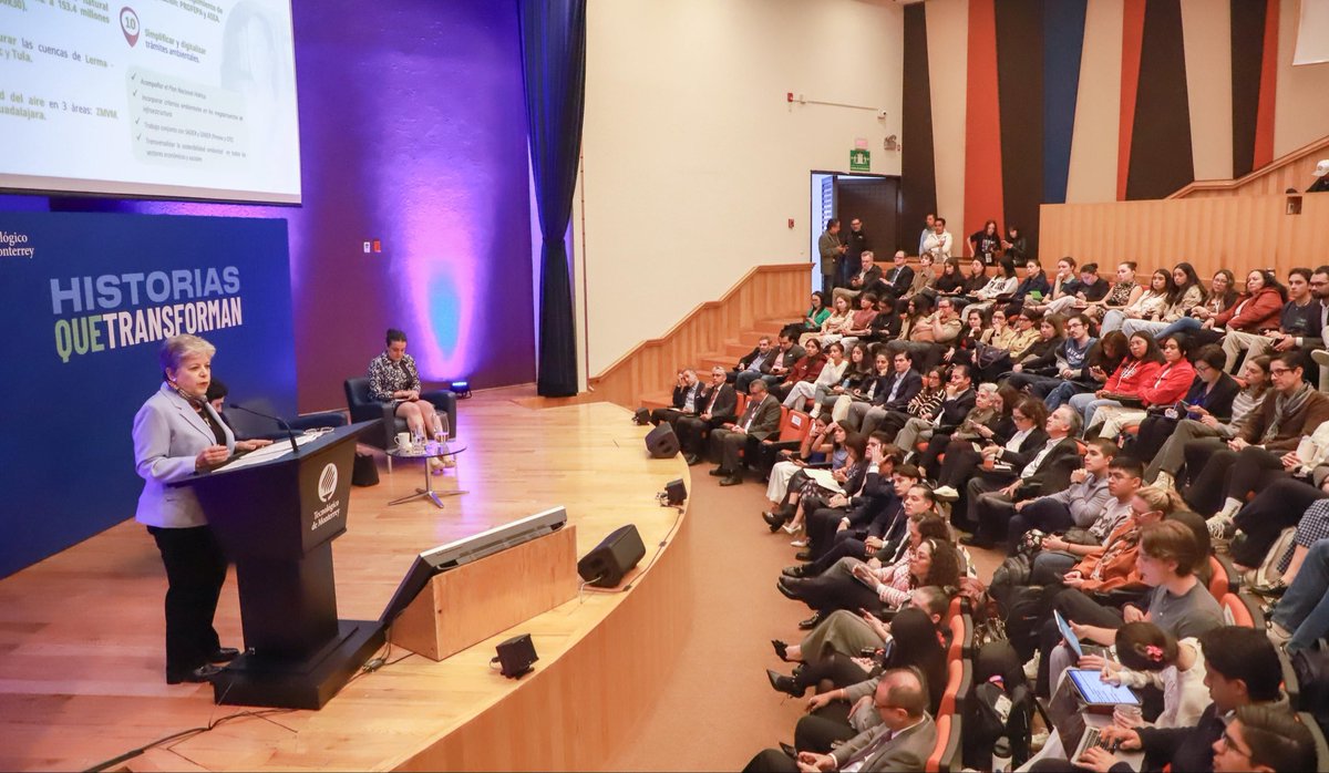 aliciabarcena's tweet photo. Muy agradecida con el @TecdeMonterrey, campus Santa Fé, por su invitación para participar en el conversatorio: “Sembrando Ecoesperanza: Un diálogo intergeneracional sobre la justicia climática”. ¡Las juventudes no son herederas del futuro, son protagonistas del presente! https://t.co/xv0oUd5z2B