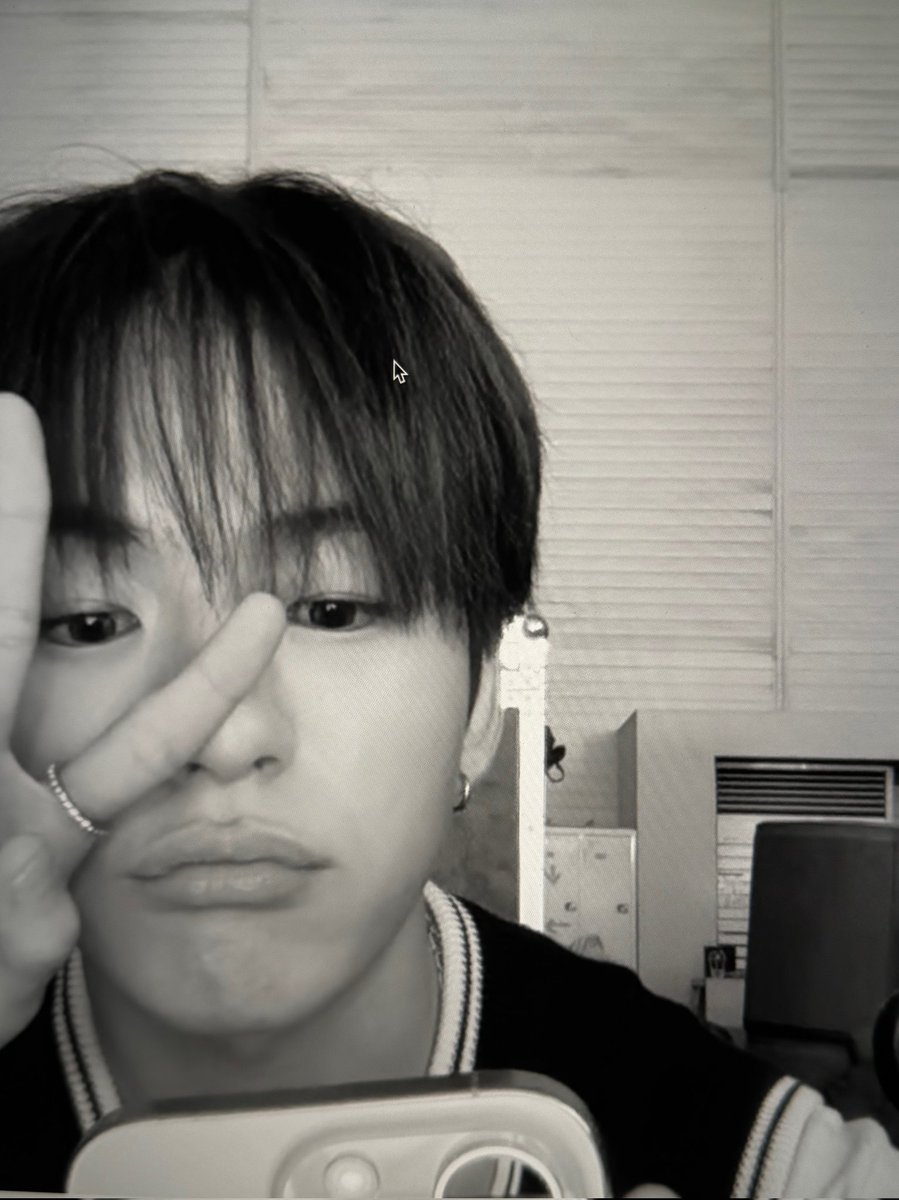 [210825] #Jaehyuk Weverse Güncellemesi:

"Teume iyi geceleerr☺️"

<a href="/treasuremembers/">TREASURE</a> #TREASURE