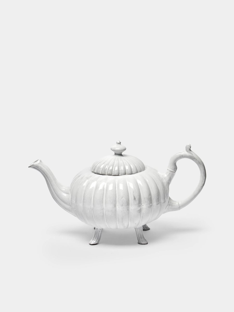 RalphieRozay's tweet photo. Astier De Villante ceramic “Cinderella” teapot ($545) https://t.co/tczPL5jX3V