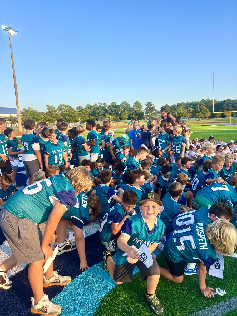 Gulf Shores High School Football (@gshsdolphins) on Twitter photo Thank you <a href="/City_GulfShores/">City of Gulf Shores</a> Rec department for “Rec Football Kickoff Night!” The varsity team was proud to be a part of this great night! These young men and women are the future of Gulf Shores Football‼️
We #BallAtTheBeach
🏈🐬🏖️ Thank you <a href="/City_GulfShores/">City of Gulf Shores</a> Rec department for “Rec Football Kickoff Night!” The varsity team was proud to be a part of this great night! These young men and women are the future of Gulf Shores Football‼️
We #BallAtTheBeach
🏈🐬🏖️