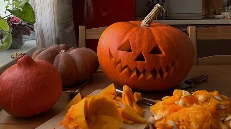 RobFeruccio's tweet photo. Everybody scream!

#Halloween
#Göttlich https://t.co/5Qt9t8D7S2