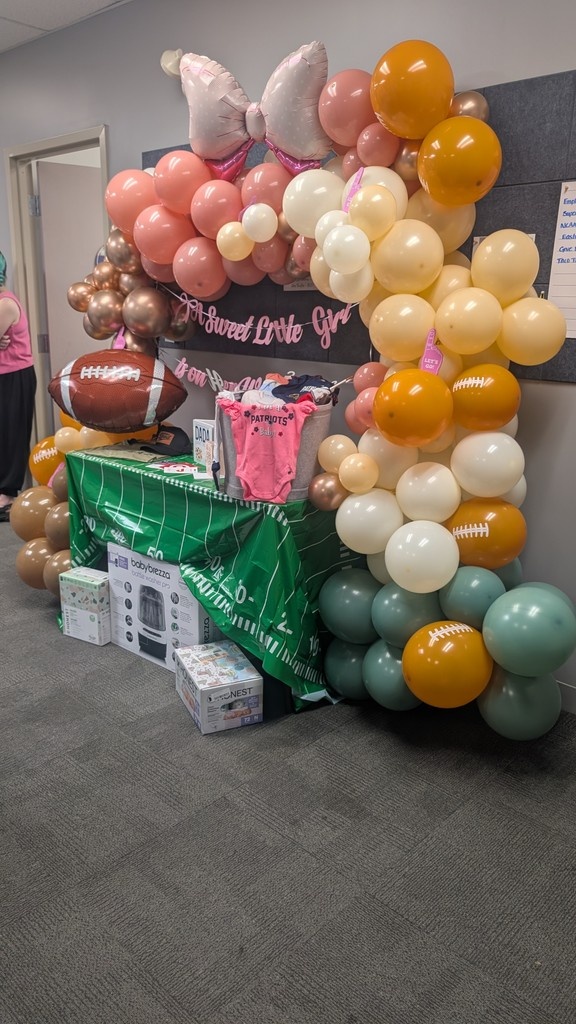 4 Sharp Corners tweet media