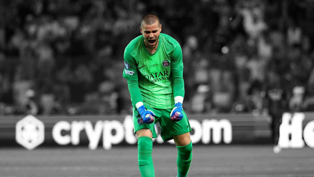 ChevalierVibes's tweet image. Cette première, il est pas prêt de l&apos;oublier ! 💚🧤

Un trophée européen pour son premier match ! 🇪🇺💫