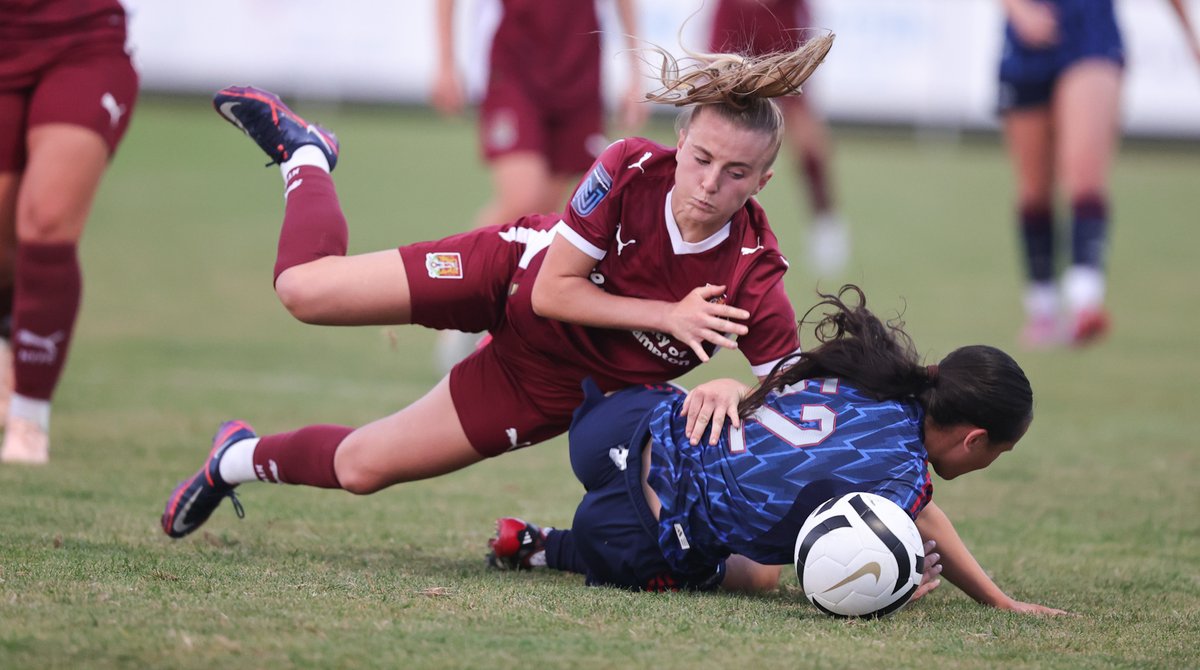 NTFCWomen's tweet photo. 📸 First half action from the O'Riordan Bond Stadium.

📸 Pete Norton.

#ShoeArmy 👞 https://t.co/8bassr3XAL