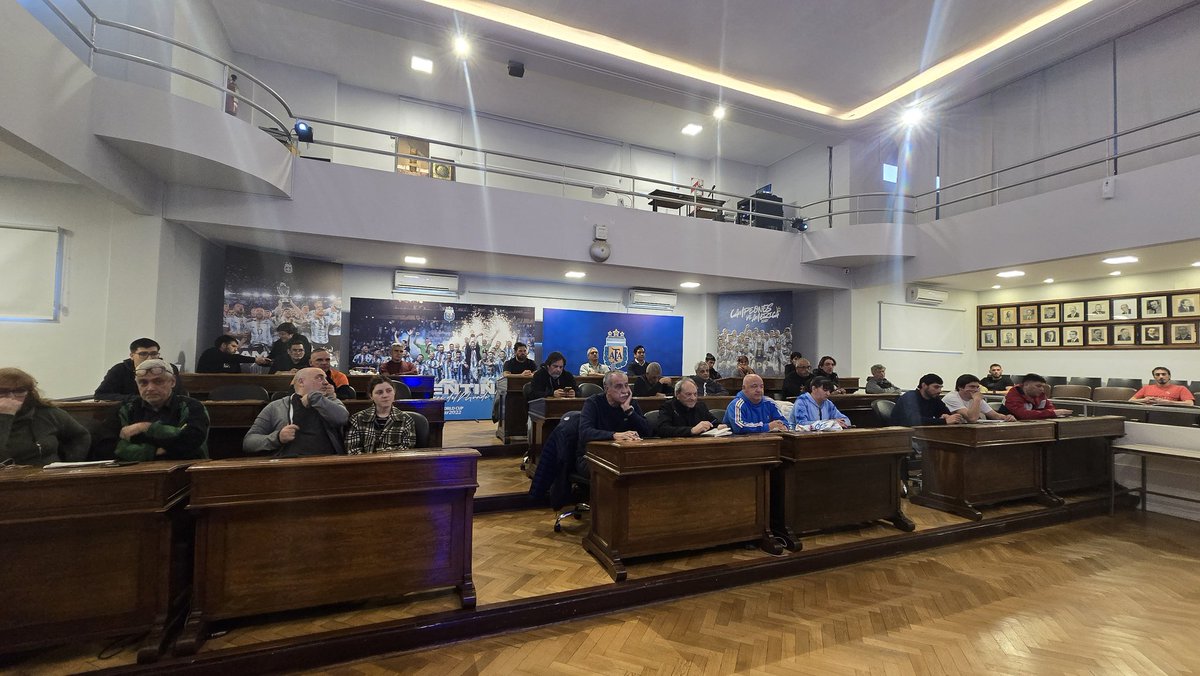 Formativo_AFA's tweet photo. Se viene un clásico del fútbol infantil! El "Torneo Formativo". 
Este año lo protagonizarán niños nacidos en el año 2016.
En estos momentos, en @afa, se anuncia la modalidad del torneo. https://t.co/fJ5j3kF6sQ