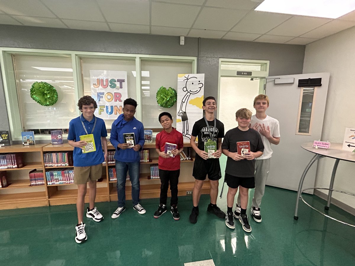mgriffyteach (@mgriffyteach) on Twitter photo My classes visited the media center today & checked out novels for our 1st Book Project! Thank you <a href="/KathleenBoutte/">Kathleen Boutte</a> 📚🐾 My classes visited the media center today & checked out novels for our 1st Book Project! Thank you <a href="/KathleenBoutte/">Kathleen Boutte</a> 📚🐾