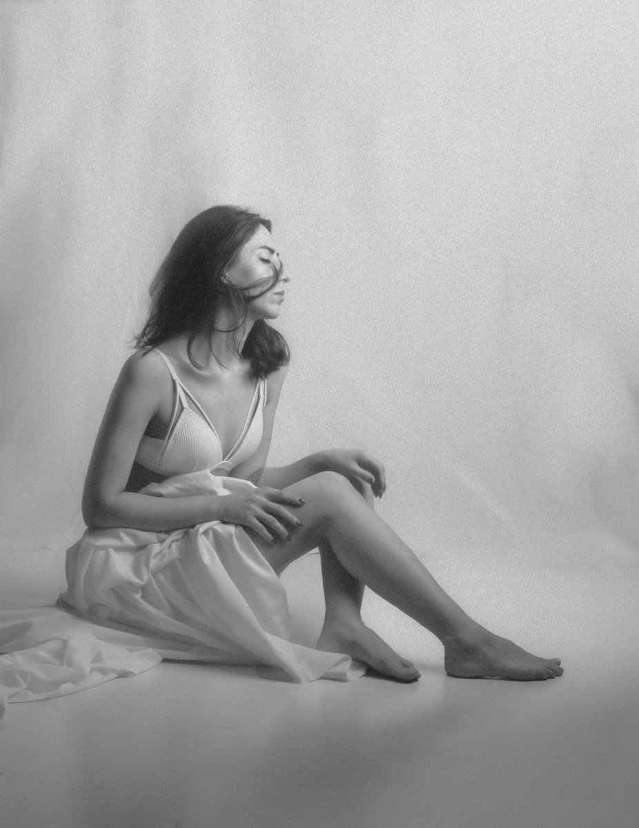 GN ✨🖤🦋

Without shadow 
OE 
4 XTZ 
objkt.com/tokens/KT1BNuU…