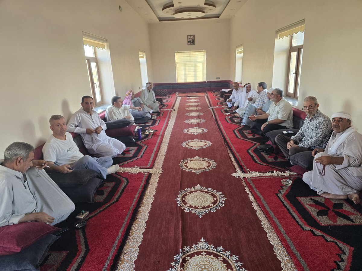 Gazze İçin Köy Ziyaretleri!
Şanlıurfa Harran İlçesi Arslankuyusu Köyü, Andaç mezrasını ziyaret ettik. Köy odasında köyün illeri gelenleri ile ümmetin sorunlarını konuşup dertleştik.
Özellikle;
- Gazze'deki son durumunu
- Gazze'ye yardım yapmanın gerekliliği ve önemini
- Siyonizm