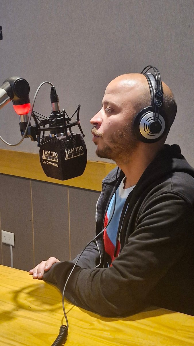 Juan Lucas da Rocha, director de “Todos quieren venir a Brown”, habla en el piso de #ClubDeBarrio con <a href="/gervasiodamonte/">Emiliano Damonte Taborda</a> <a href="/MiguelhFrias/">Miguel Frias</a> 

Por laoncediez.buenosaires.gob.ar