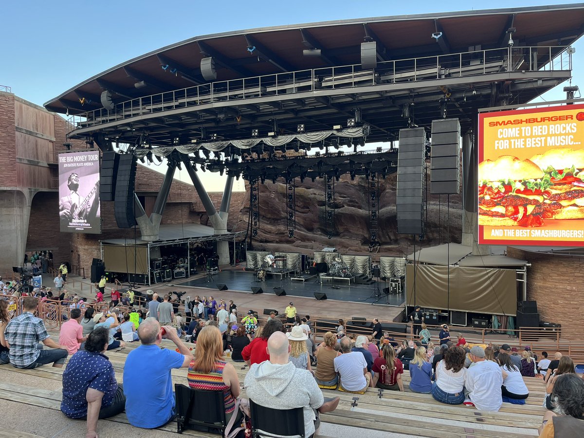 Captain_Concert's tweet image. Finally, checked this Bucket List box…a concert at @RedRocksCO! Saw @officialheart, who I first saw in ‘80 on Bebe le Strange (opening song, btw) and @toddrundgren, amazing venue, amazing show! @KSHE95 @KSHEGUY @lernvsradio @ADsXe @TimVirgin @RadioToddMorgan @tonyhairjordan