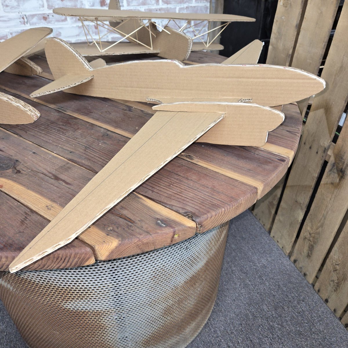 CaptGraybeard13's tweet photo. Okay I got the last plane made for the window display. I have two P-51s at different scales, a Hats classic biplane and a DH-88. Here are the paint schemes we will use for them. In the comments #ravencraft4113 #roswellairraces #p51D #DH88 #hatzbiplane #ImagineEscapeEnjoy https://t.co/T2lISQDXjJ
