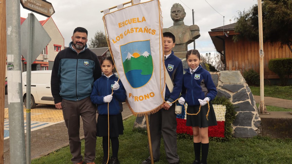 Municipio Futrono (@imunicipalidad) on Twitter photo ✨Futrono conmemoró el natalicio de Bernardo O’Higgins junto a su comunidad educativa <a href="/somosfutrono1/">somosfutrono</a> <a href="/RadioDelLago933/">Radio Del Lago 93.3</a> <a href="/elfutrono/">elfutrono</a> ✨Futrono conmemoró el natalicio de Bernardo O’Higgins junto a su comunidad educativa <a href="/somosfutrono1/">somosfutrono</a> <a href="/RadioDelLago933/">Radio Del Lago 93.3</a> <a href="/elfutrono/">elfutrono</a>