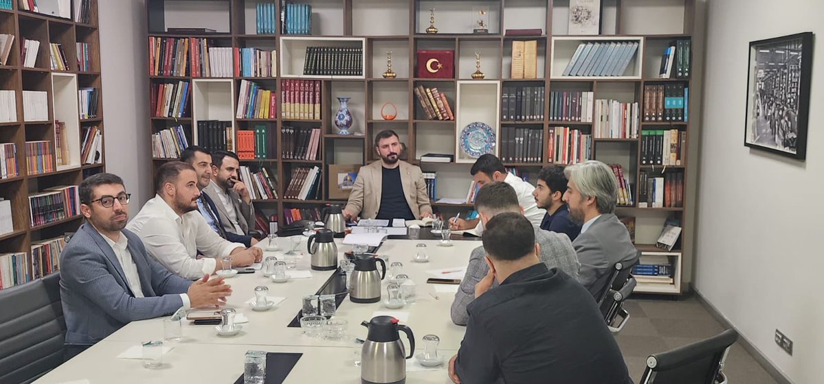 Av. Abdulsamet AYDIN (@abdulsametaydn) on Twitter photo 3. Bölge Seçim İşleri olarak Komisyon toplantımızı icra ettik. Almış olduğumuz kararlar neticesinde Bölgemizde verimi ve enerjimizi artırarak çalışmalarımıza devam edeceğiz.
“Her Mahallesiyle, Her Hikayesiyle İstanbul.”
<a href="/abdullahozdemir/">Abdullah Özdemir</a>
<a href="/mtalhakor/">M. Talha Kor</a>
<a href="/akpartiistanbul/">AK Parti İstanbul</a> 3. Bölge Seçim İşleri olarak Komisyon toplantımızı icra ettik. Almış olduğumuz kararlar neticesinde Bölgemizde verimi ve enerjimizi artırarak çalışmalarımıza devam edeceğiz.
“Her Mahallesiyle, Her Hikayesiyle İstanbul.”
<a href="/abdullahozdemir/">Abdullah Özdemir</a>
<a href="/mtalhakor/">M. Talha Kor</a>
<a href="/akpartiistanbul/">AK Parti İstanbul</a>