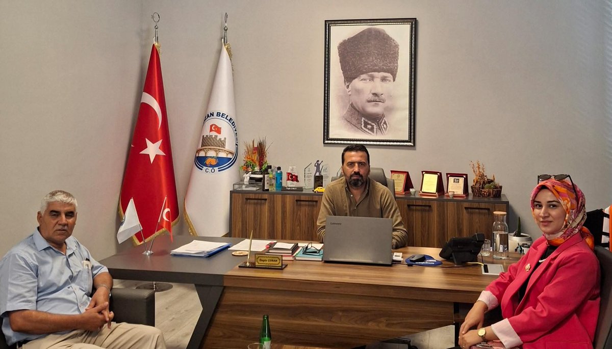 Mehmet ÖZLER (@mehmetozler5) on Twitter photo Kozan Belediye Başkan Yardımcısı Sn Özgür Çoban'ı, <a href="/ozgurcoban01/">Özgür ÇOBAN</a> Av Kızım Betül Beyda ile ziyaretimiz..
<a href="/mehmetozler5/">Mehmet ÖZLER</a> <a href="/kozanbel/">Kozan Belediyesi</a>
Honamlılar Platformu Kozan Belediye Başkan Yardımcısı Sn Özgür Çoban'ı, <a href="/ozgurcoban01/">Özgür ÇOBAN</a> Av Kızım Betül Beyda ile ziyaretimiz..
<a href="/mehmetozler5/">Mehmet ÖZLER</a> <a href="/kozanbel/">Kozan Belediyesi</a>
Honamlılar Platformu