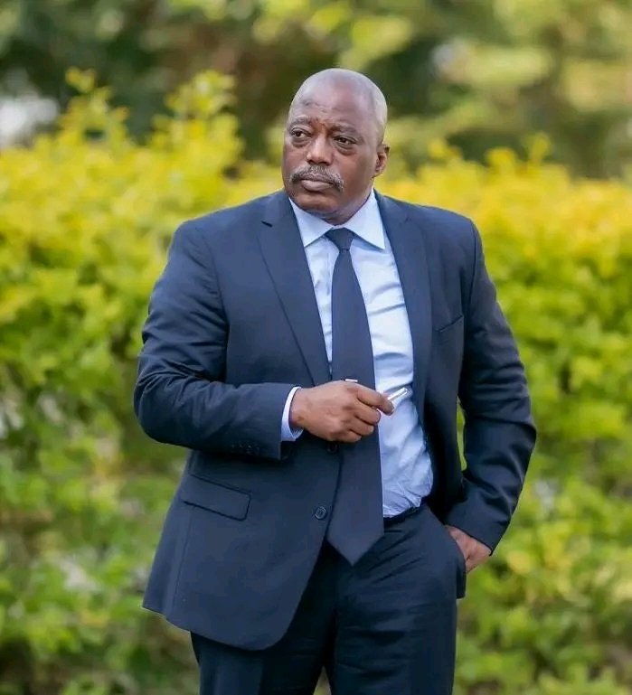 MberegeK's tweet photo. À qui profite le procès tintin et honteux de l'ancien président de l'actuelle République Kakistocratique du Congo ?
Pourquoi L'UDPS-USN veulent cracher sur l'actuelle Alternative et passation civilisée du pouvoir au Congo-Kinshasa depuis 1960? https://t.co/KOiz61dzJu