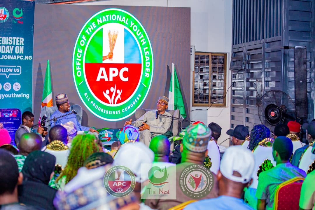 apcngyouthwing's tweet image. An Evening To Remember!

#AnEveningWithShehuDikko #YouthLeadership #SportsForDevelopment #APCYouth
#DikkoAtTheYouthHouse #SportsAtTheYouthHouse