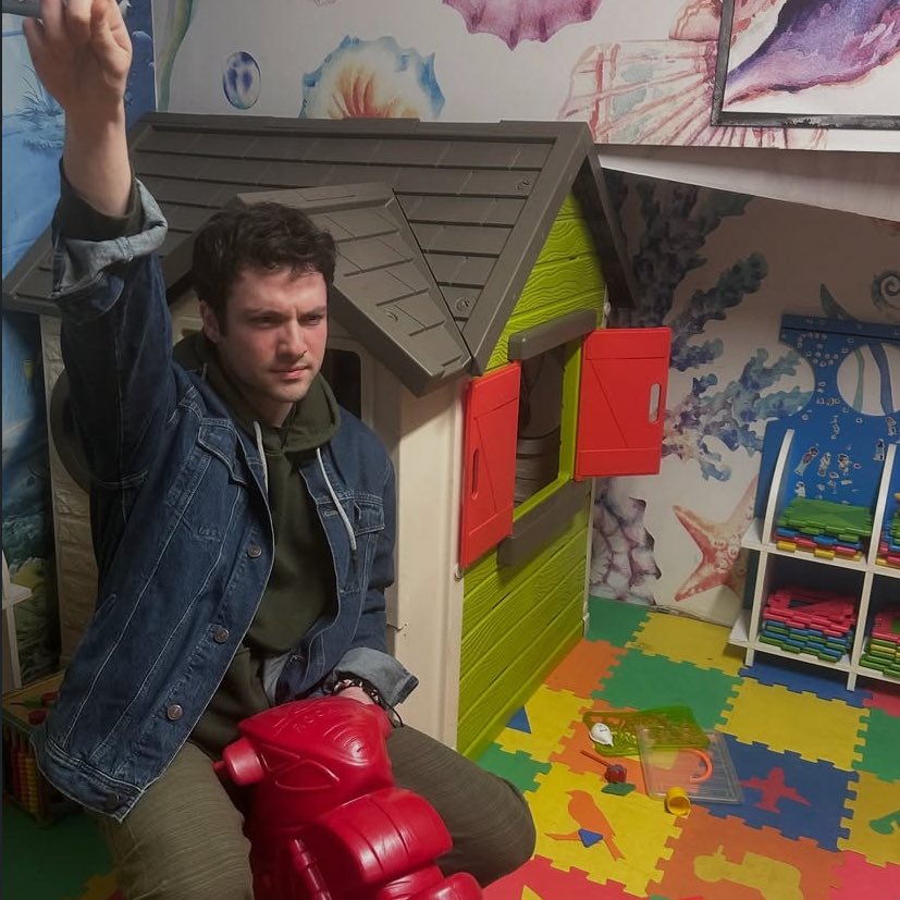 insanın olur mu ya hem elit hem keko hem 3 buçuk yaşında deli dehşet eğlenceli idolü #haktanzavlak