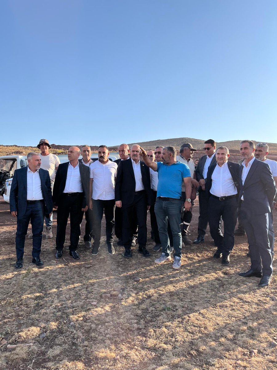 Çaldıran’da Tarihi Yatırım: Çubuklu Barajı Hayata Geçiyor

Çaldıran ilçesinde yapımına başlanan Çubuklu Barajı, bölgenin 70 yıllık hayalini gerçeğe dönüştürüyor. AK Parti Van Milletvekili ve TBMM Avrupa Birliği Uyum Komisyonu Başkanı Burhan Kayatürk, baraj inşaatını yerinde