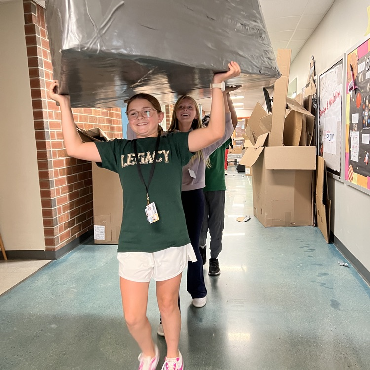 Edgewood Middle School tweet media