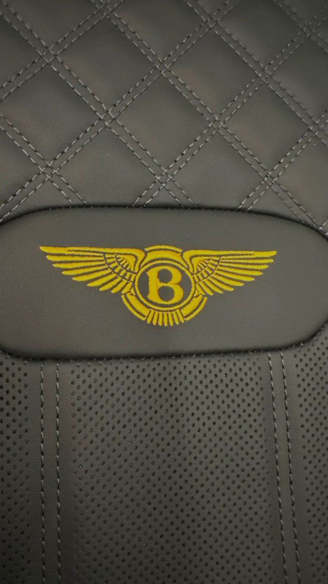 اسأل الله العظيم ان تتمتعوا بالجلوس فى مقصورة ال 

BENTLEY BENTAYGA 

سيارة الأمراء والقصر المتنقل.
واسأل الله ان يجلسنى ويتمتعنى بمقصورة ال 

BUGATTI CHIRON LIMITED EDITION 

سيارة الأحلام اللهم ارزقنى البوجاتى شيرون فأنت أكرم الأكرمين يالله 

#CRYPTO_BUGATTI_MAN