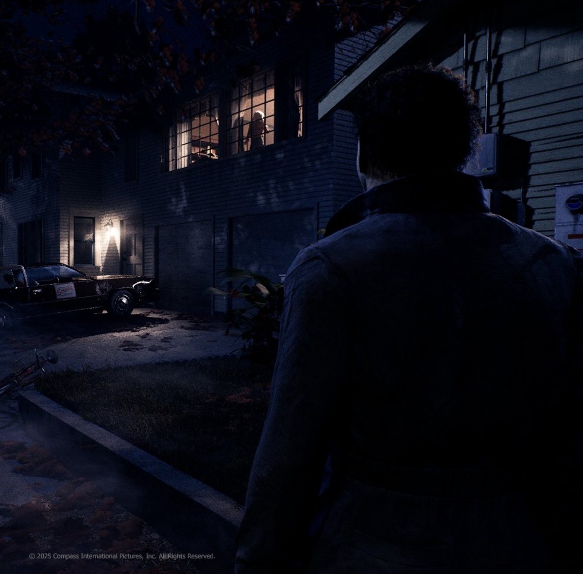Michael Myers stalks in Halloween: The Game