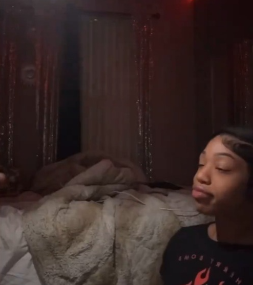 hoodlinksx's tweet photo. Lightskins be doing the most 🥰 #MVSales @Daphanezz @ManyVids #CC 
🎬 Full Length Vids 🔗 https://t.co/D4ieiwOrRD https://t.co/S3EfRe7xoU