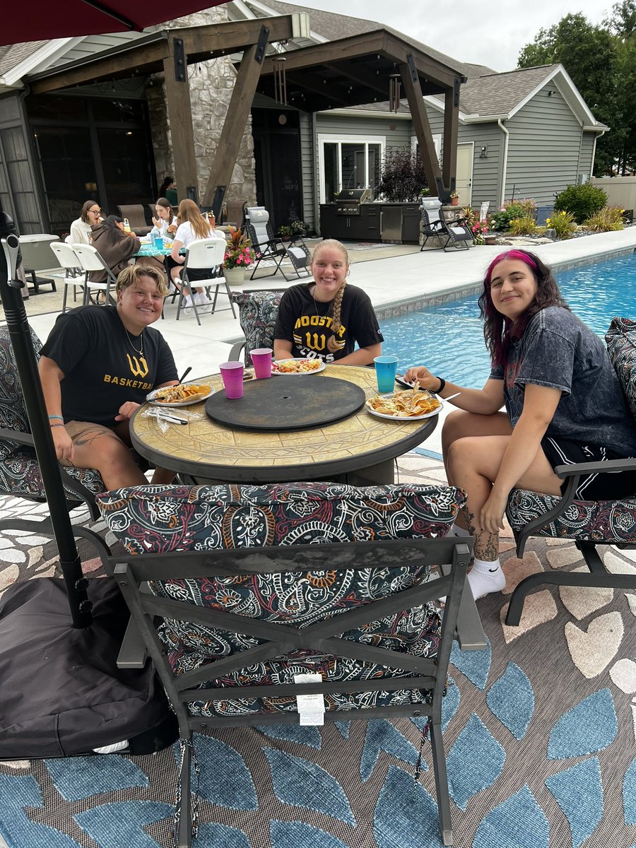 WoosterWBB's tweet photo. Ate some tacos ✅
Played some cornhole✅
Had some laughs ✅
Enjoyed some sweets ✅

Great to have everyone back together! 🤩￼ https://t.co/Z6FQPbURtz
