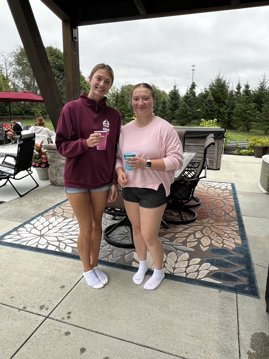 Ate some tacos ✅
Played some cornhole✅
Had some laughs ✅
Enjoyed some sweets ✅

Great to have everyone back together! 🤩￼