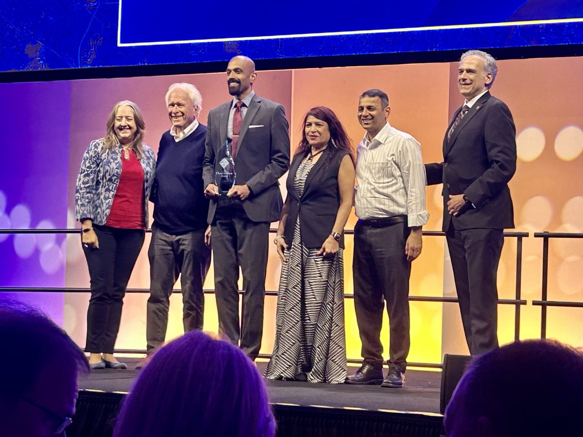 AjayMallia's tweet photo. We're honored to announce that @sermacs2024 received the #ChemLuminary for "Outstanding Regional Meeting (>1,000 attendees)" at #ACSFall2025 This historic success belongs to our whole community.  @AmerChemSociety @cenmag https://t.co/OvQuDmenIV