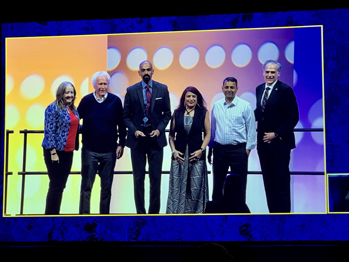 AjayMallia's tweet photo. We're honored to announce that @sermacs2024 received the #ChemLuminary for "Outstanding Regional Meeting (>1,000 attendees)" at #ACSFall2025 This historic success belongs to our whole community.  @AmerChemSociety @cenmag https://t.co/OvQuDmenIV