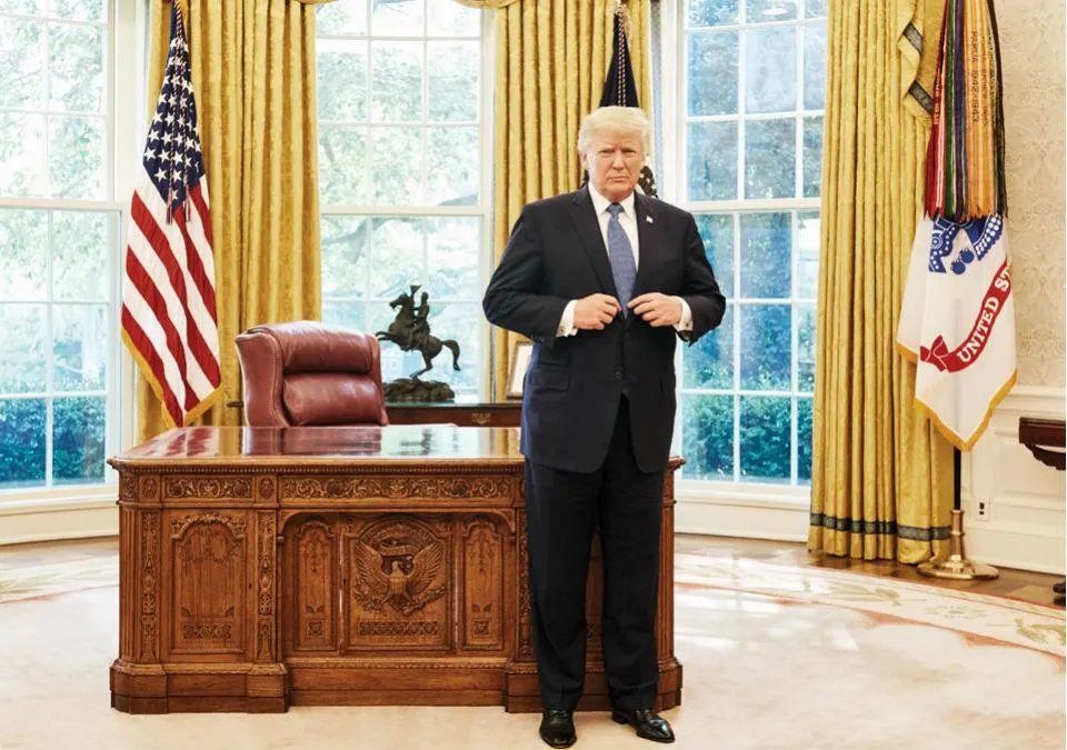 🚨 BREAKING: President Trump is making an announcement in the OVAL OFFICE at noon tomorrow.

What could this be...? 👀