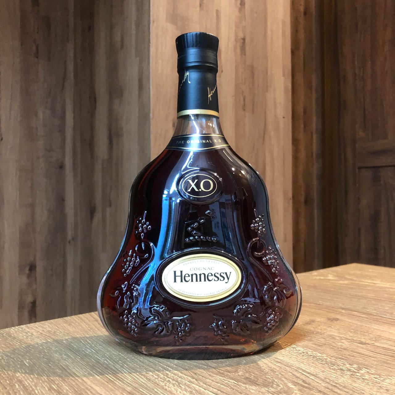 ヘネシー XO 黒キャップ 700ml ヘネシー XO 700ml 黒キャップ 正規品の買取｜店頭買取(東京